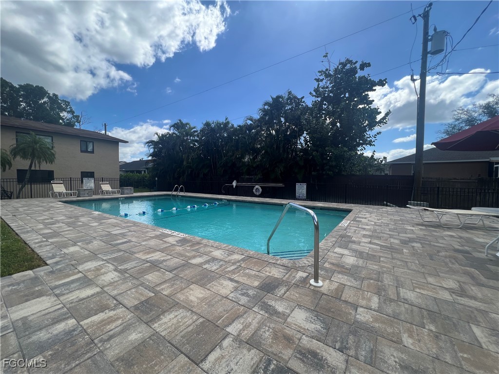7961  Gladiolus Drive