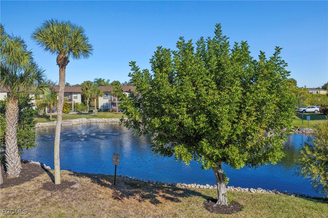 9290  Lake Park Drive, Apt 201