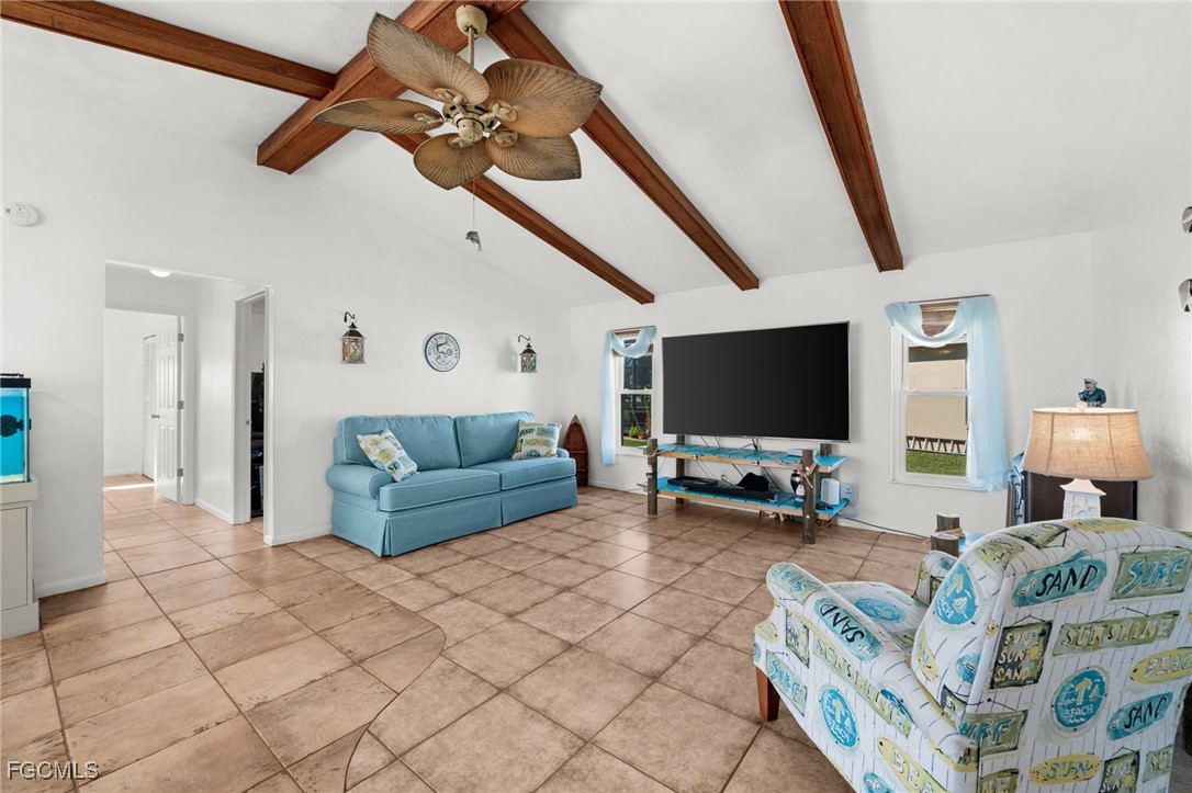 250 SW 37th Terrace