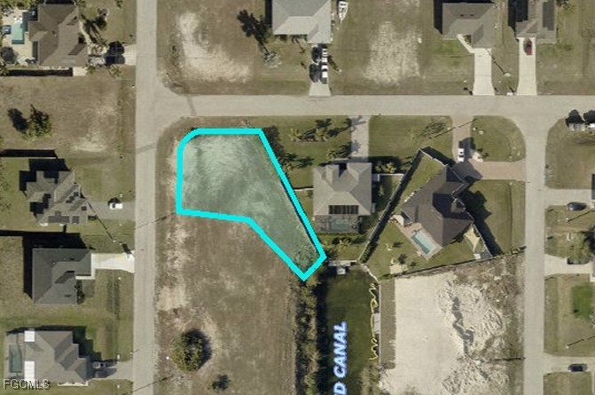 2211 NW 17th Place