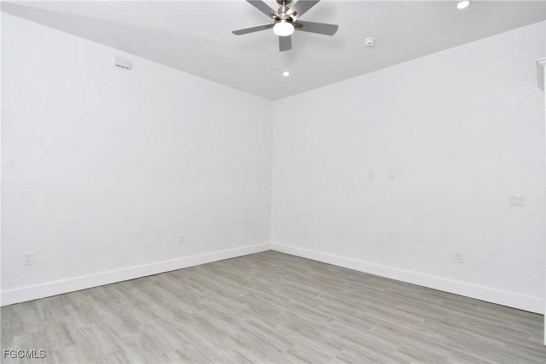 859 Eisenhower Boulevard