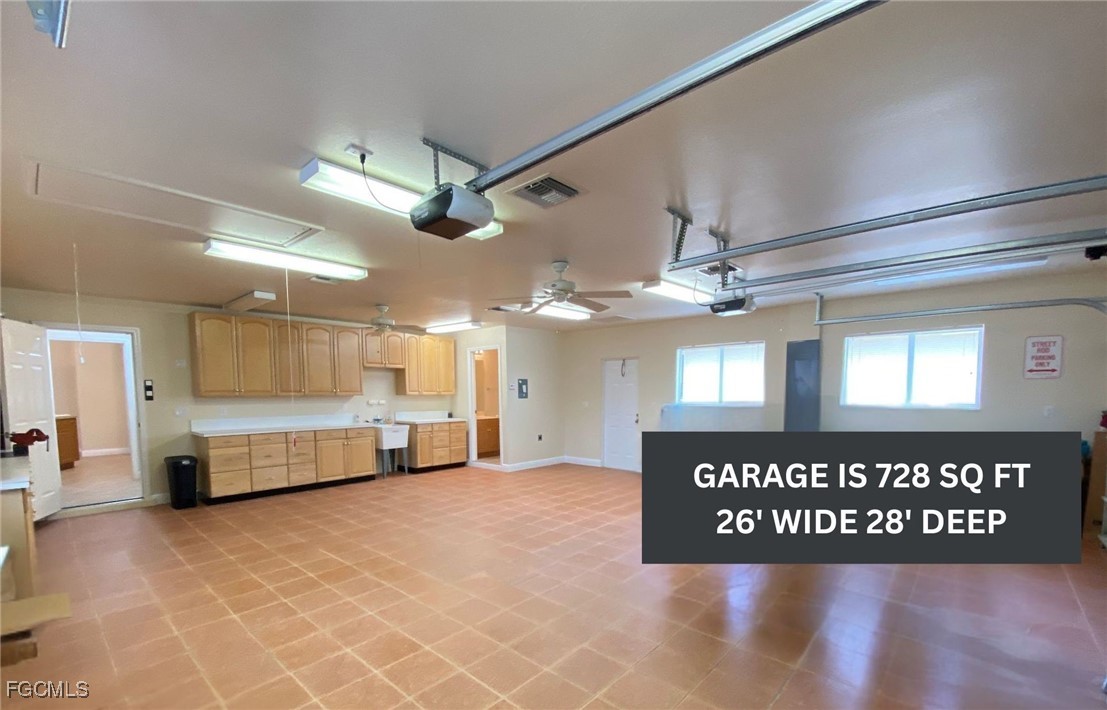 2615 SW 52nd Lane