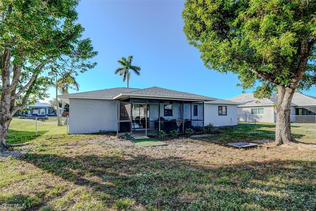 305 SE 14th Terrace