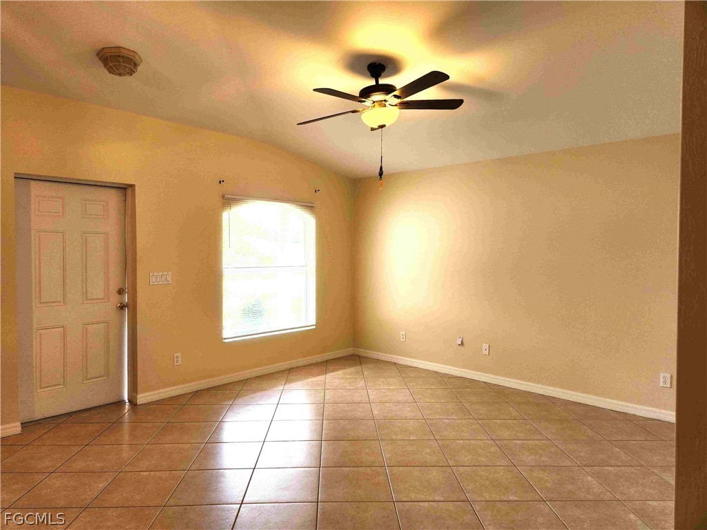 2120 Snead Drive