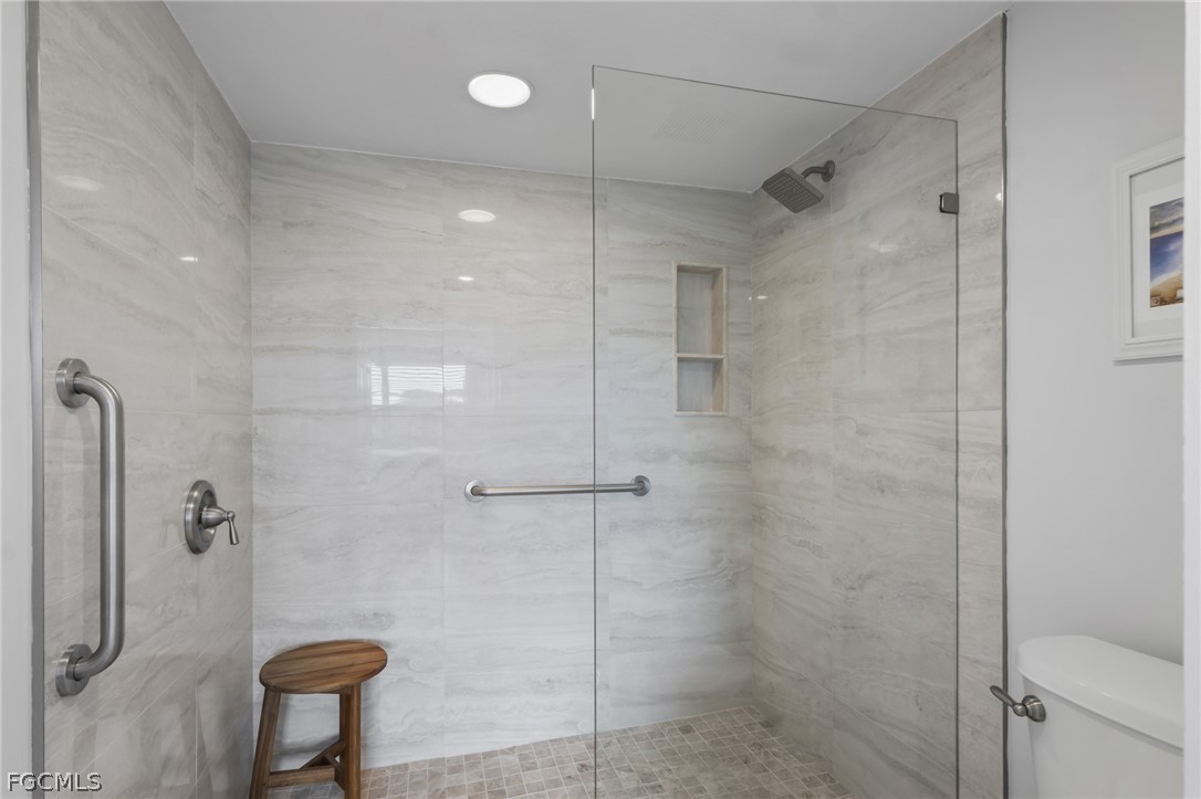 290 Naples Cove Drive, Apt 2604