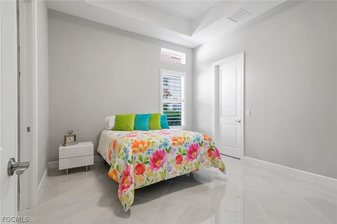 9345 Tulipano Terrace