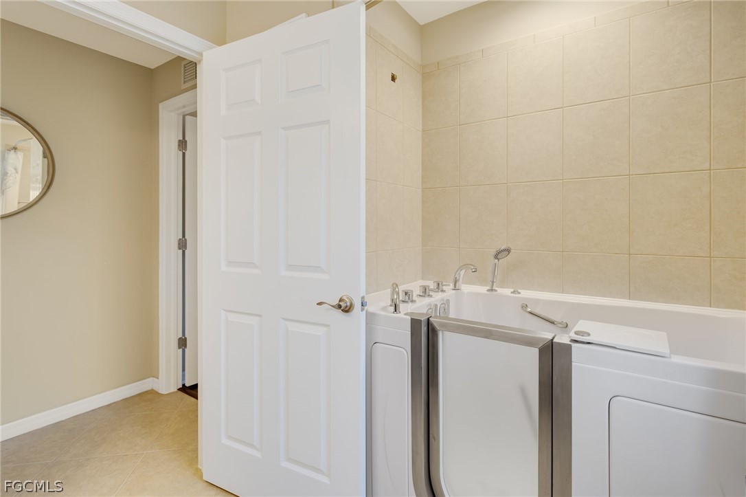 8510 Violeta Street, Apt 102