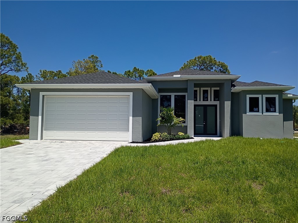 5102 LEE Circle