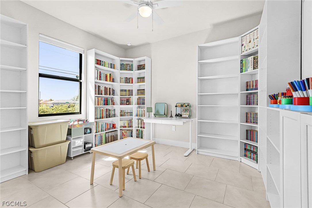 2101 NE 36th Terrace