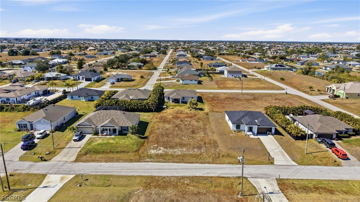 302 NW 27th Avenue