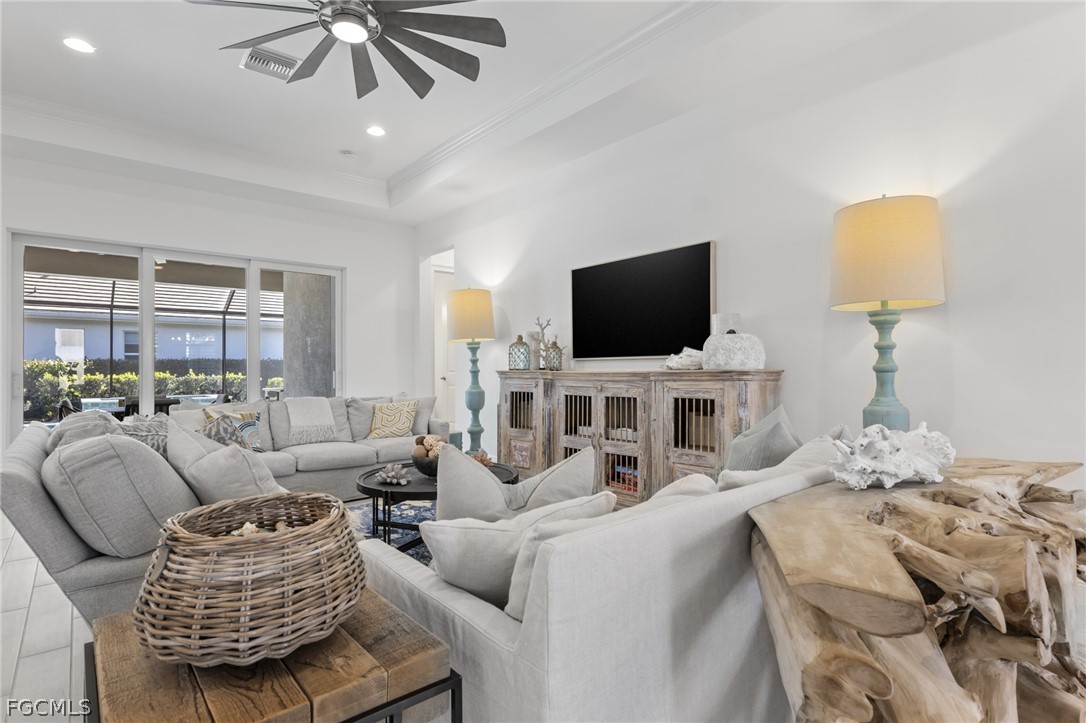 14806  Dockside Lane