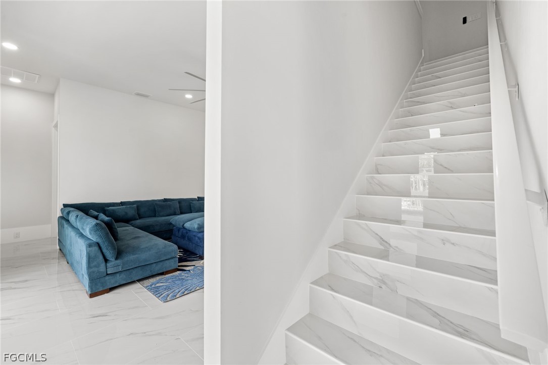 137  Hibiscus Drive