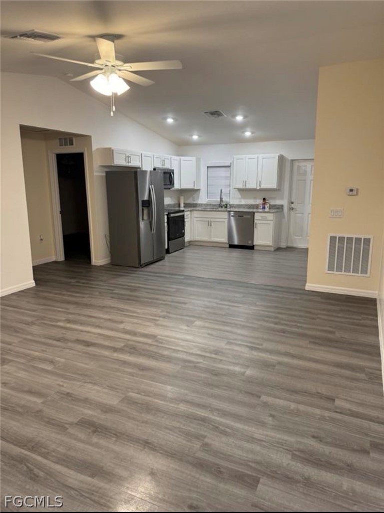 7065  Berwick Circle