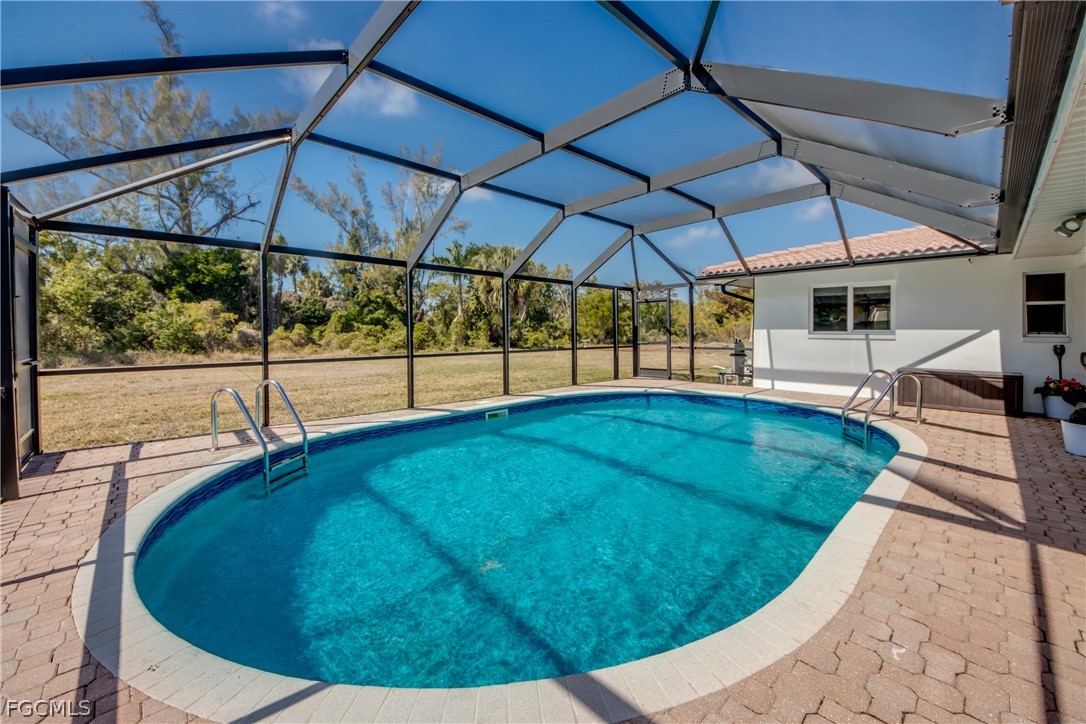 5966 SW 1st Court