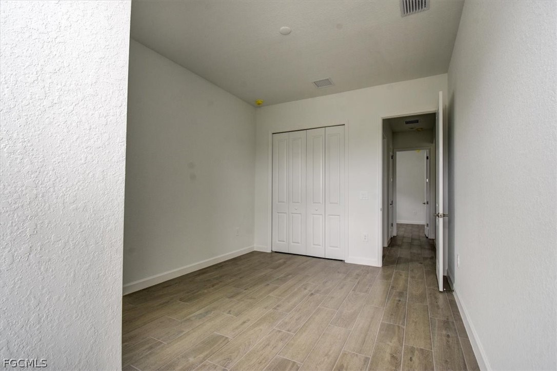 7796 Lakes Edge Lane
