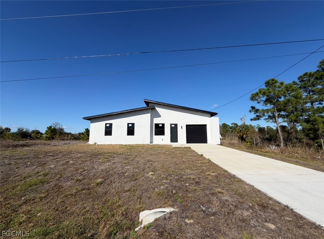 3107  Meadow Road