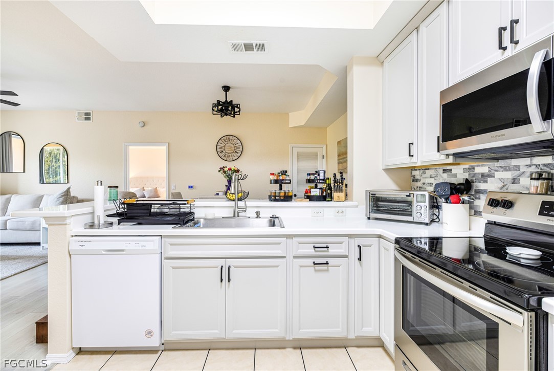 9055 Colby Drive, Apt 2213