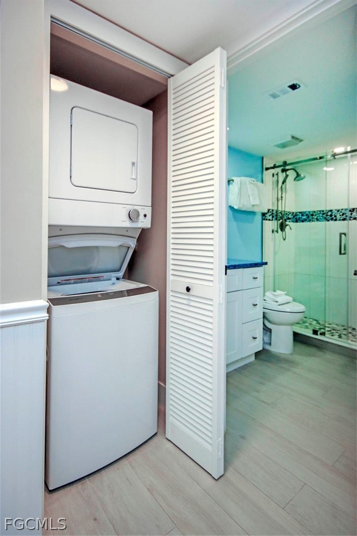 2445 W Gulf Drive, Apt 5D