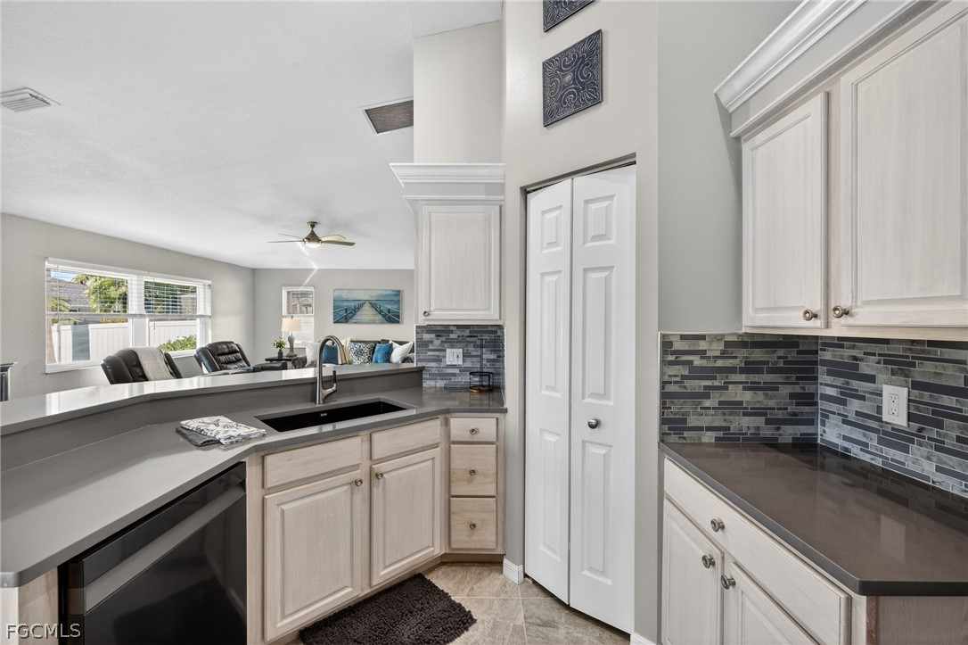 2506 SW 38th Street