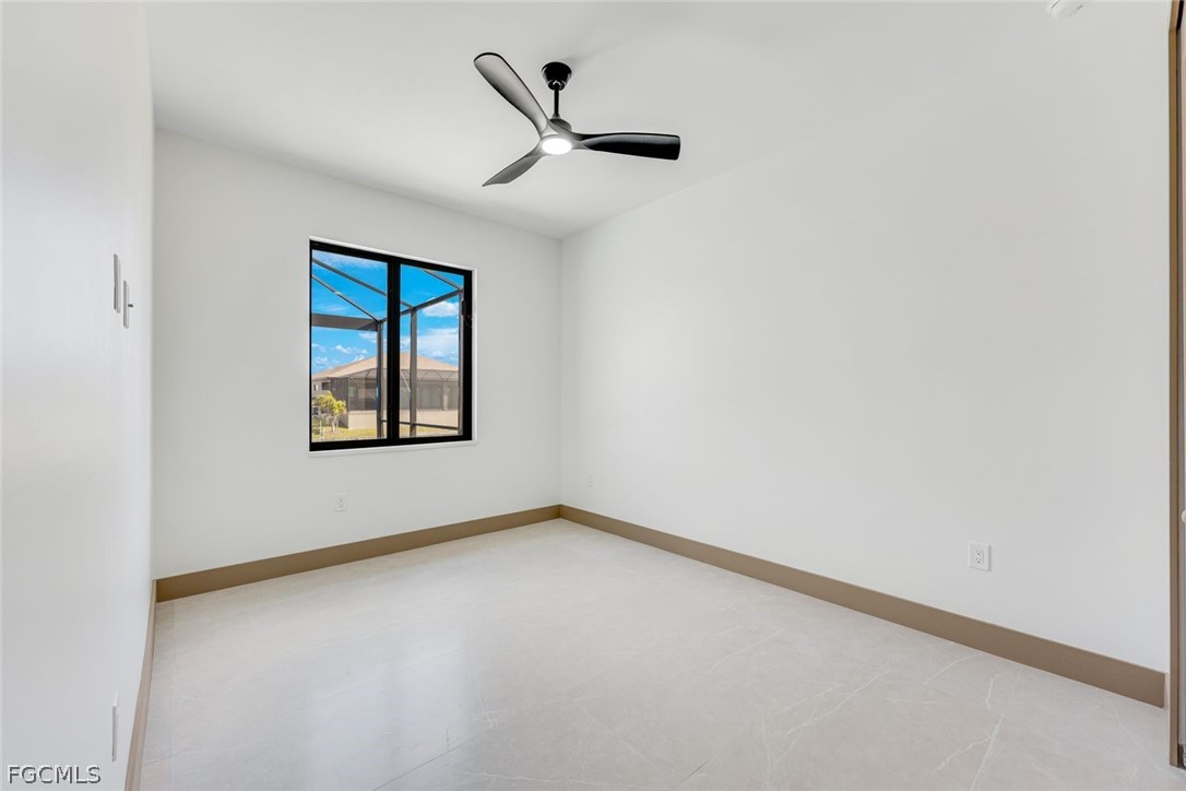 1925 NW 34th Place