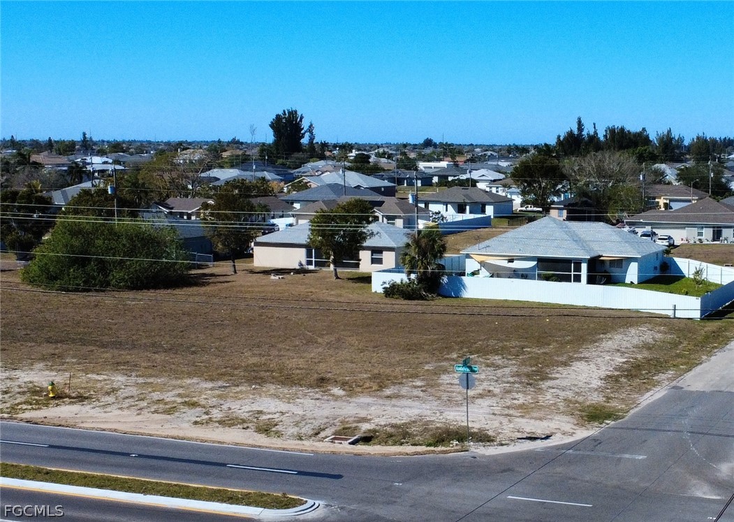 1910  Andalusia Boulevard