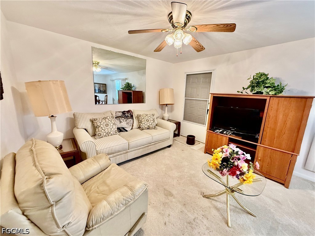 4  Desert Ash Court