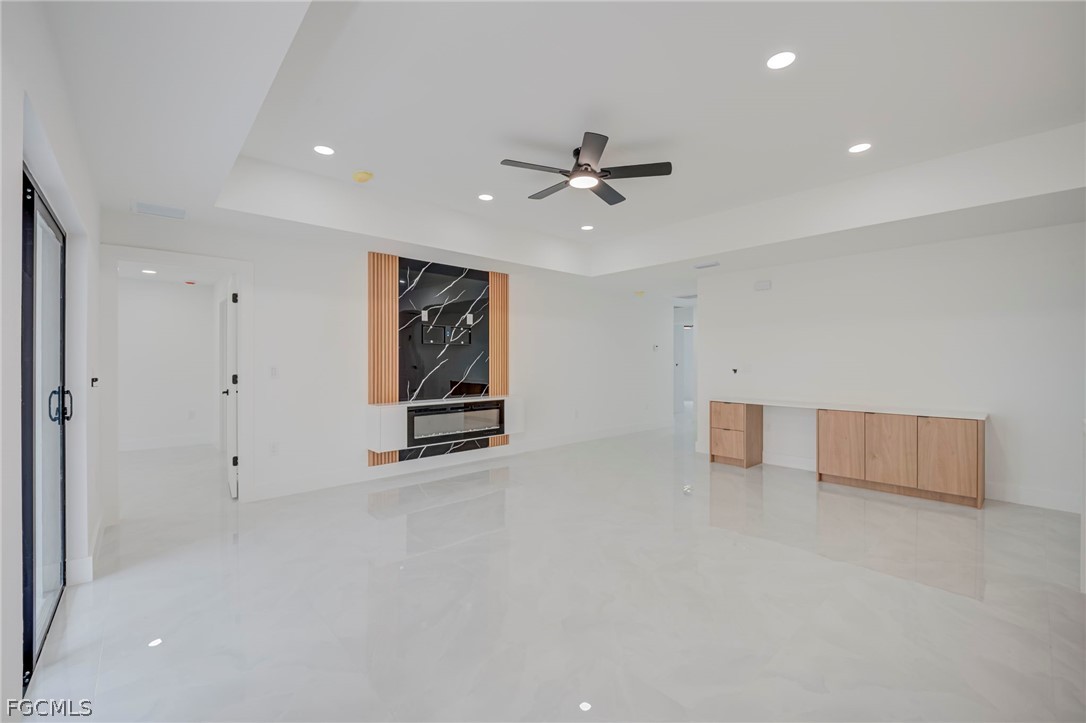 12 W 15th Street