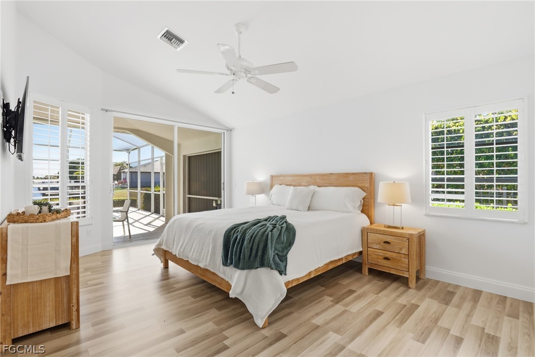 828 SW 52nd Street