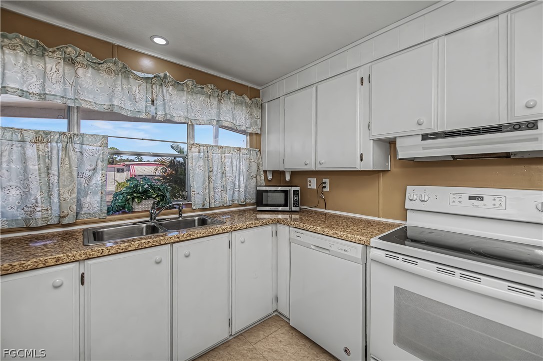 154 Overland Trail