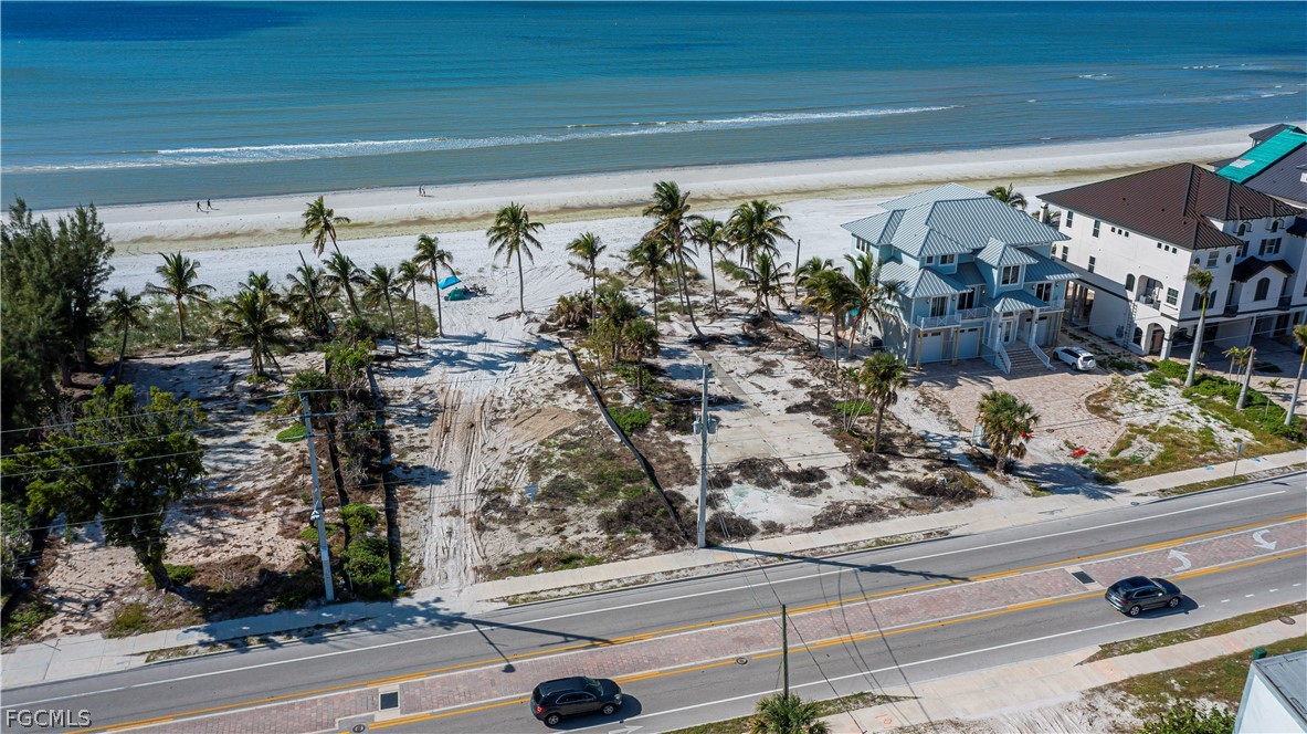 3250  Estero Boulevard