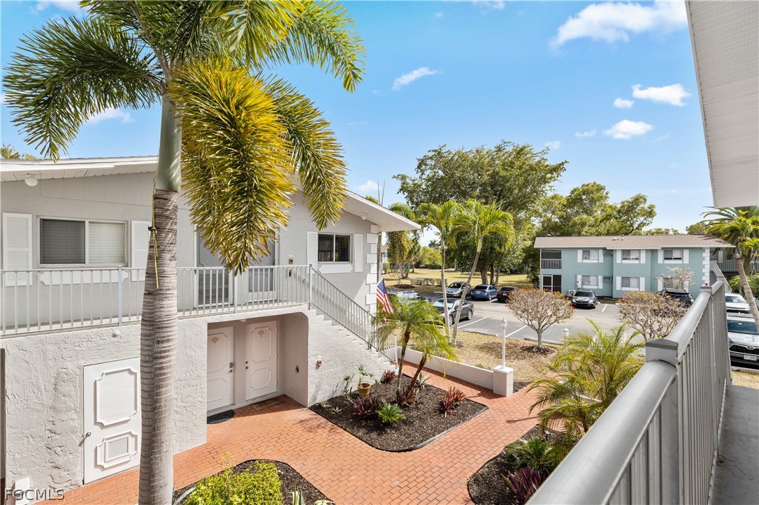 8141 Country Road, Apt 202