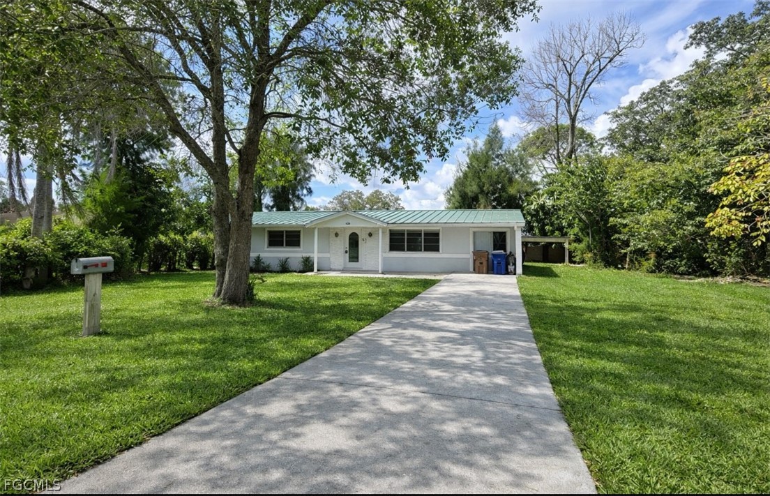 424  Cactus Circle