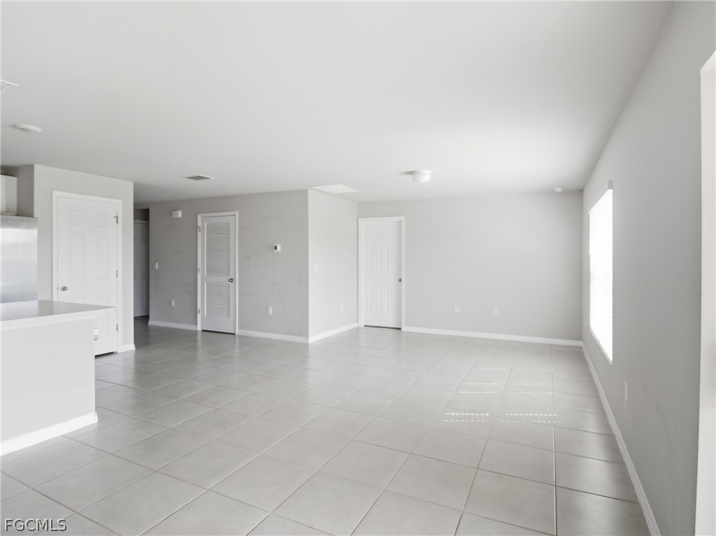 4214 NE 20th Court