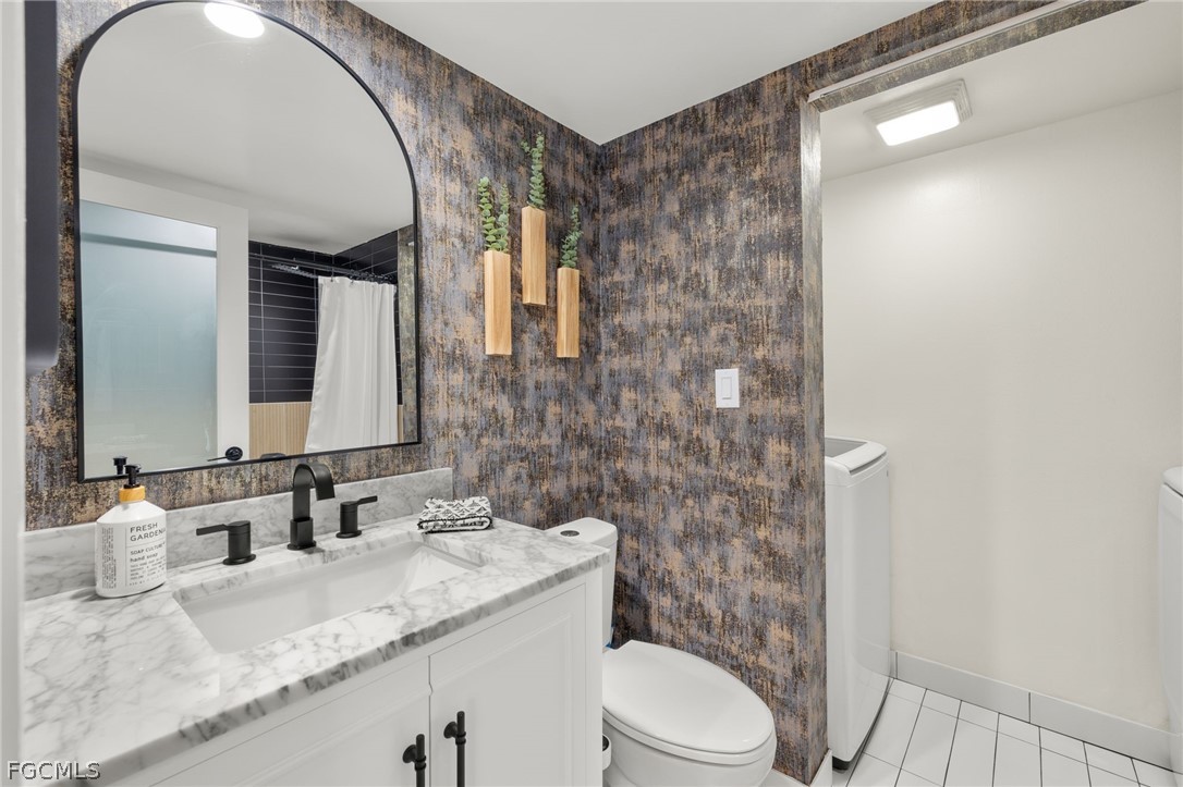 5235 Cedarbend Drive, Apt 4