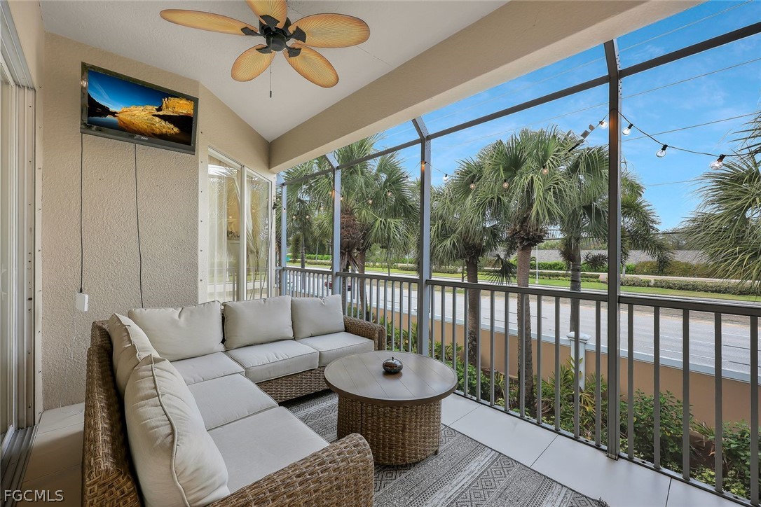 9210 Belleza Way, Apt 204