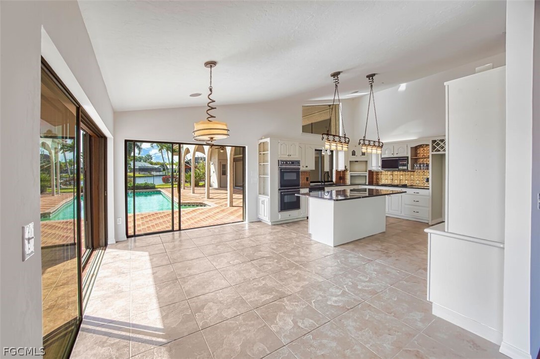 6896  Erin Marie Court