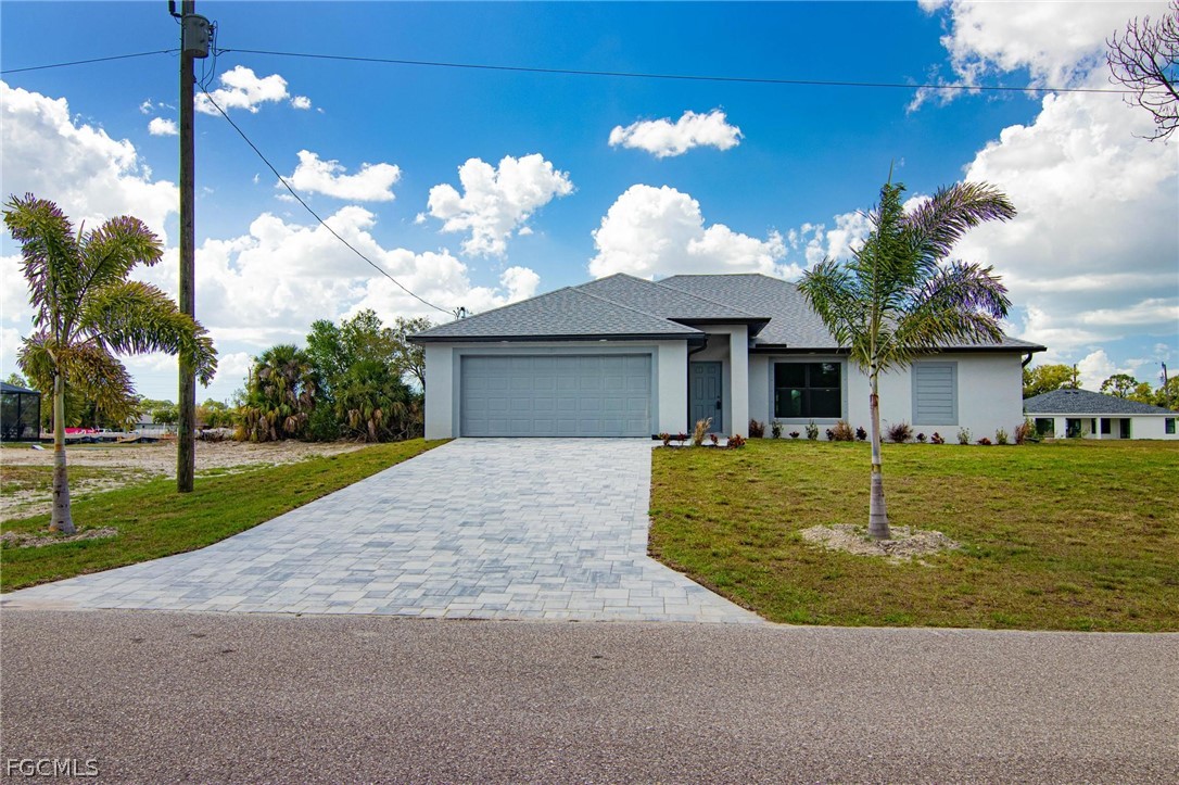 3594 NE 9th Place