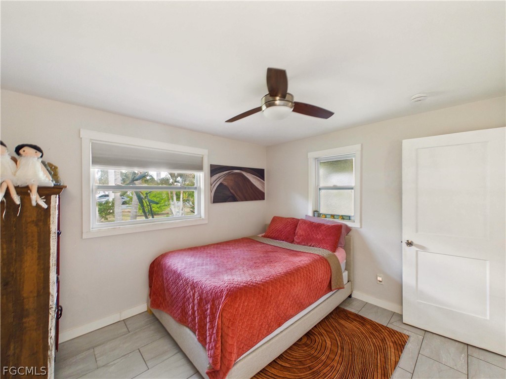 1704  Cascade Way