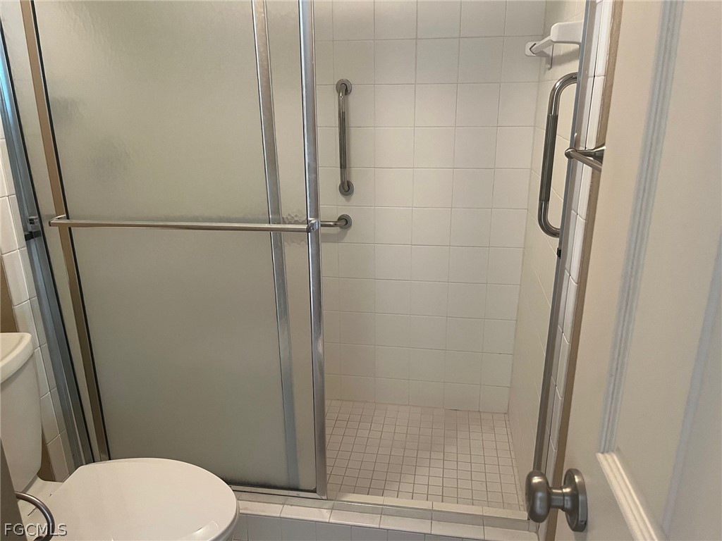 1660 Pine Valley Drive, Apt 110