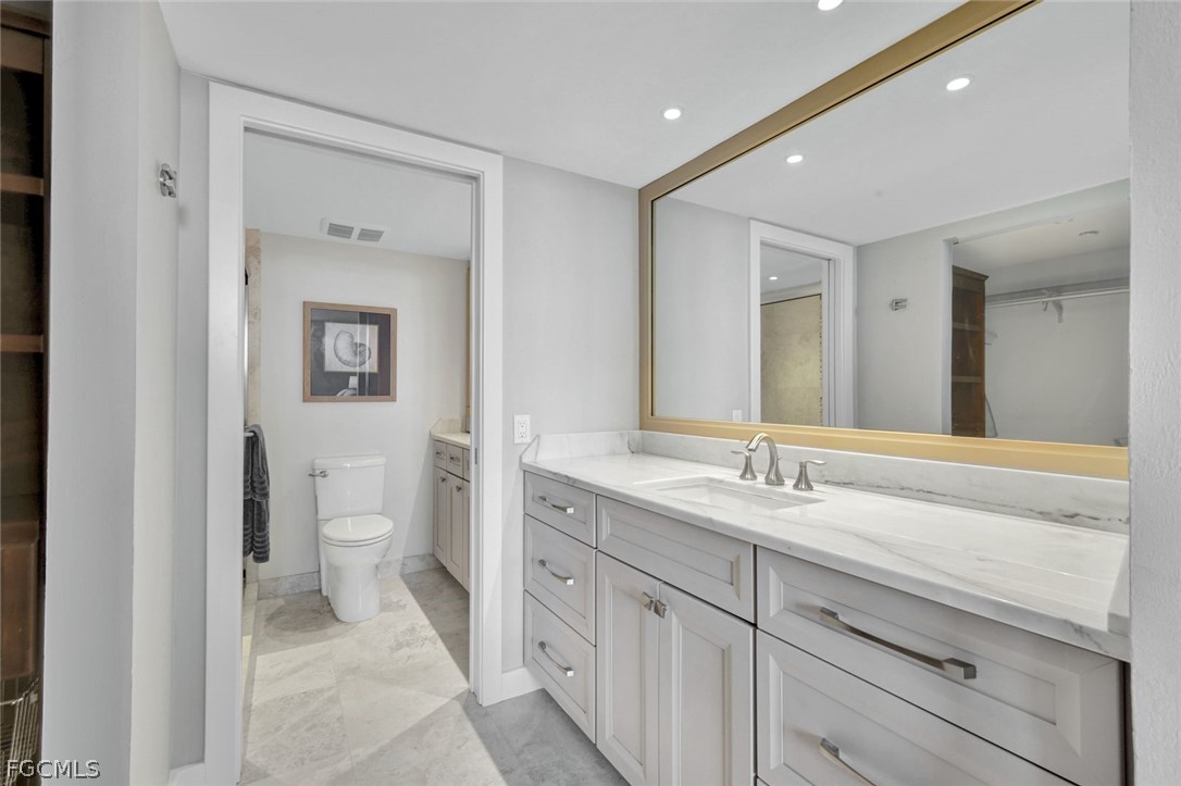 15021 Punta Rassa Road, Apt 903