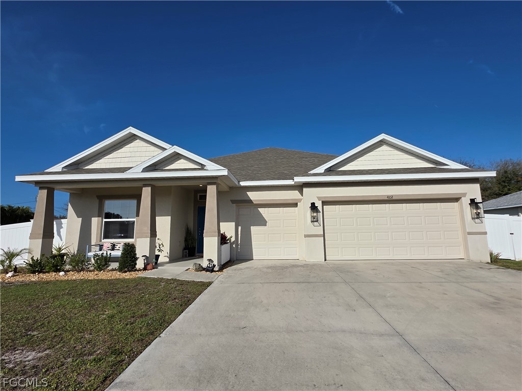 4102 SW 14th Place