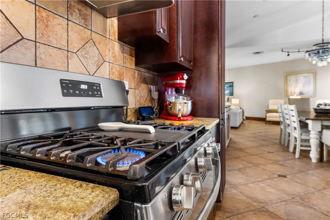 1504  Bowlees Cove