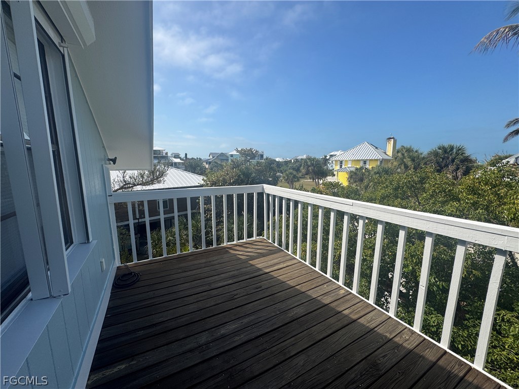 201  White Pelican Drive