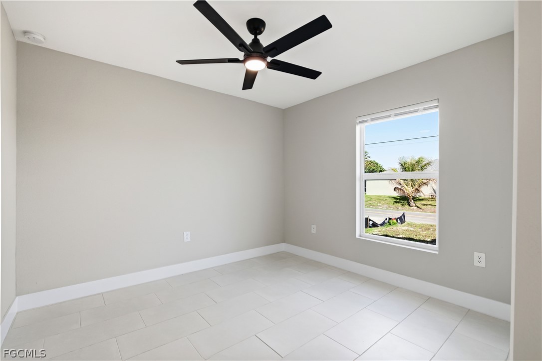 1818 NE 10th Place