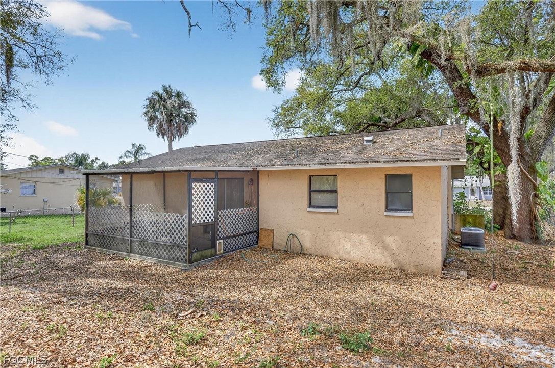 1938  Flamingo Drive