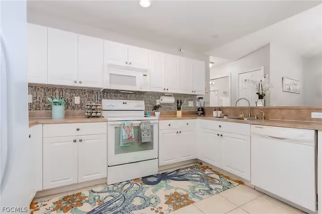 2705 SW 11th Place