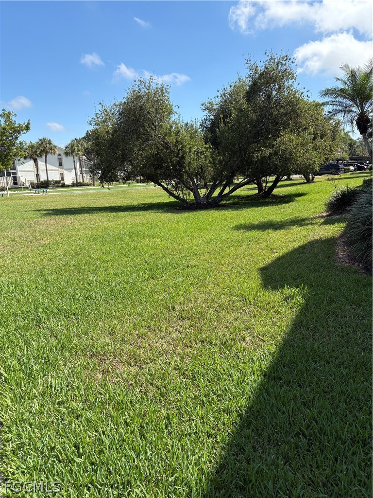 13226  Whitehaven Lane, Apt 1305