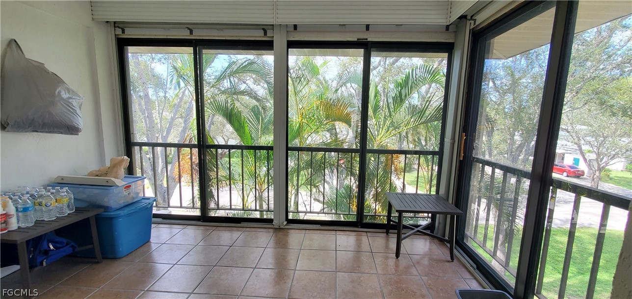 2100 Barkeley Lane, Apt 19