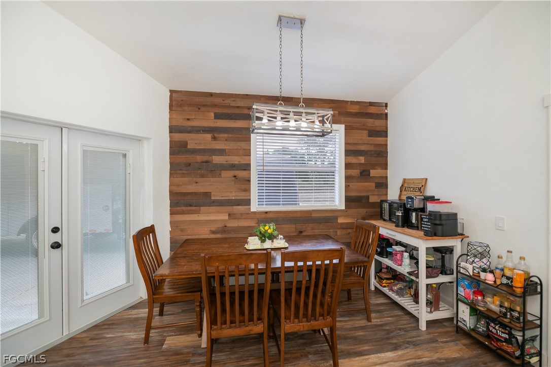 1256  Edna Street