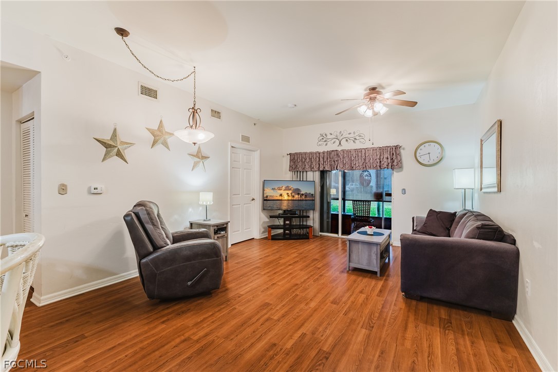 950  Hancock Creek South Boulevard, Apt 411